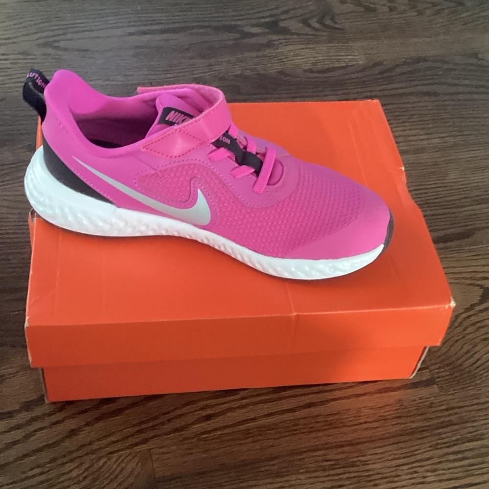 Nike Kids Pink and Black Sneakers